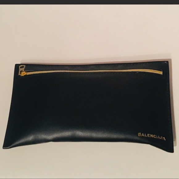 Balenciaga Oversized Glasses - Picture 3 of 6